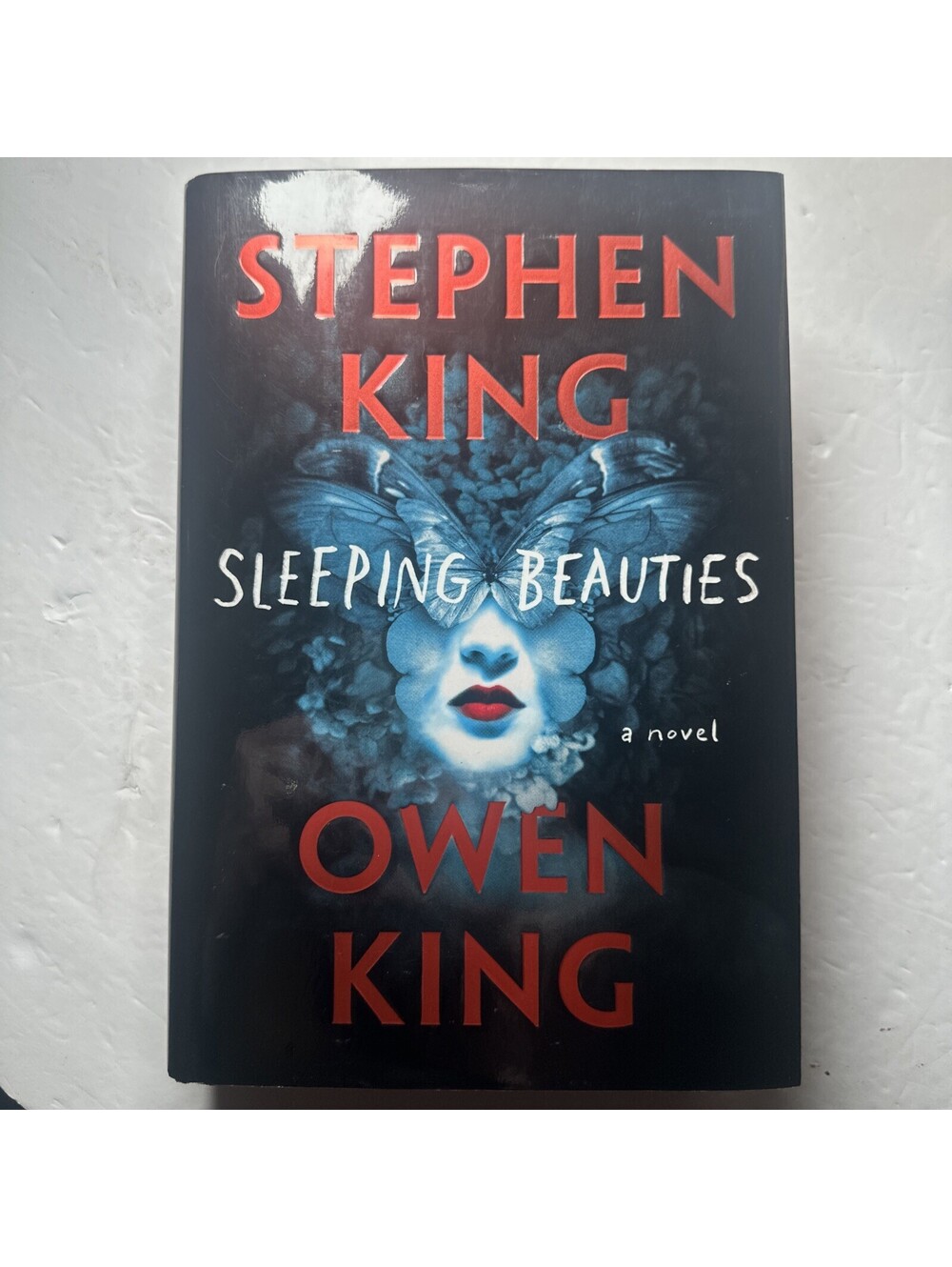 Sleeping Beauties Stephen King Owen King 1st Edition 1st Printing 2017 HC DJ